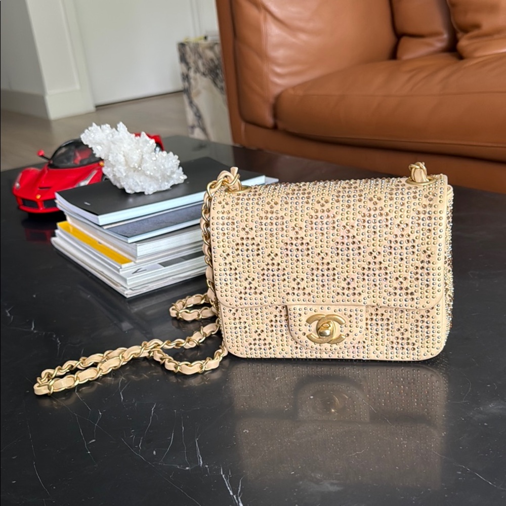 *RARE* 2025 Chanel Gold Mini Flap Bag - Gold Sparkle - Picture 9 of 16